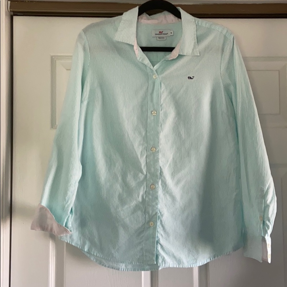 Vineyard Vines buttons down
